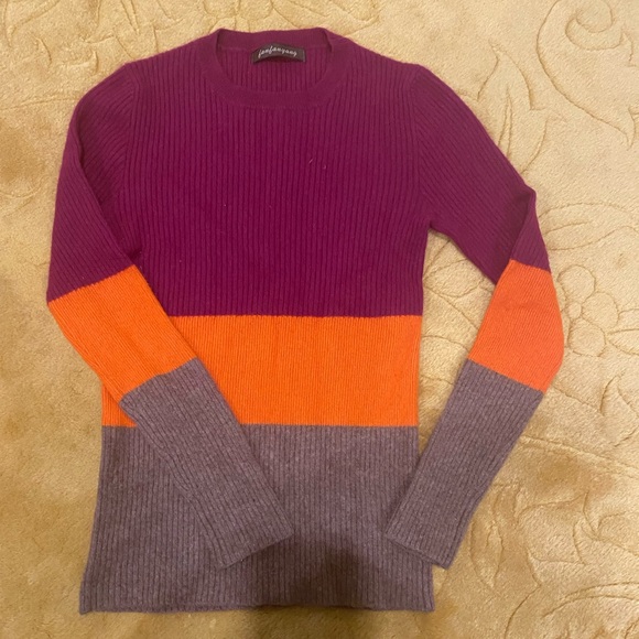 Cashmere sweater - Picture 2 of 3